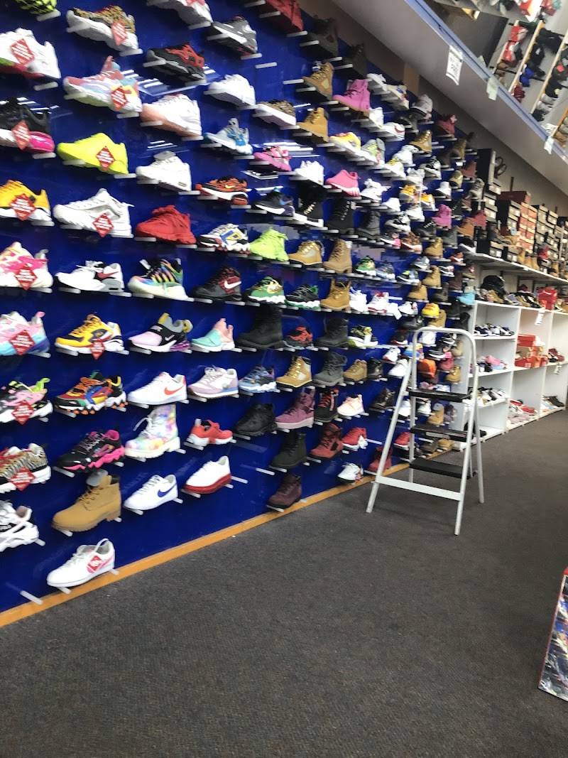 City Blue Outlet